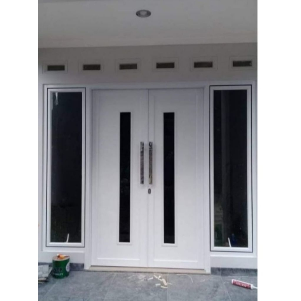 Pintu spandrel aluminium