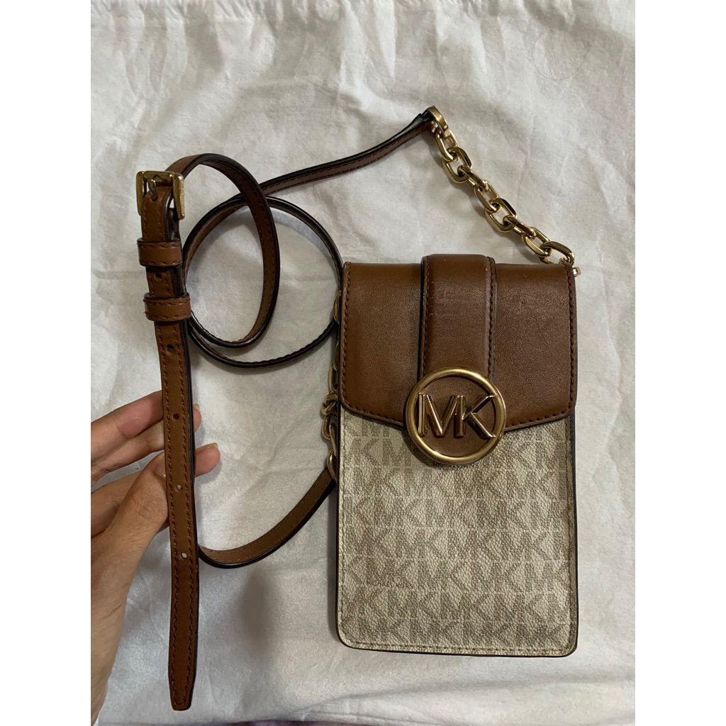(Preloved) Michael Kors Carmen Small