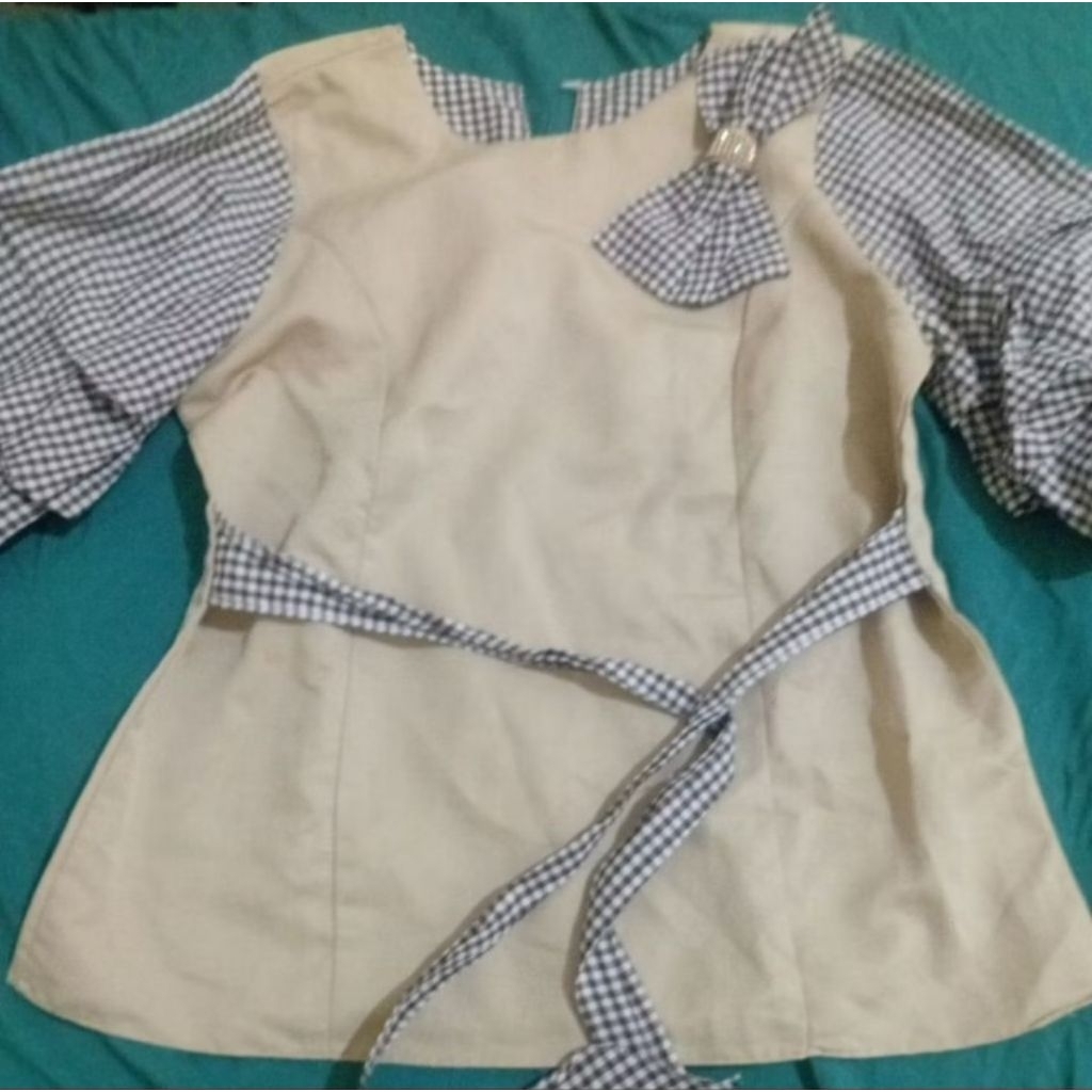 preloved baju blouse lengan balon pendek