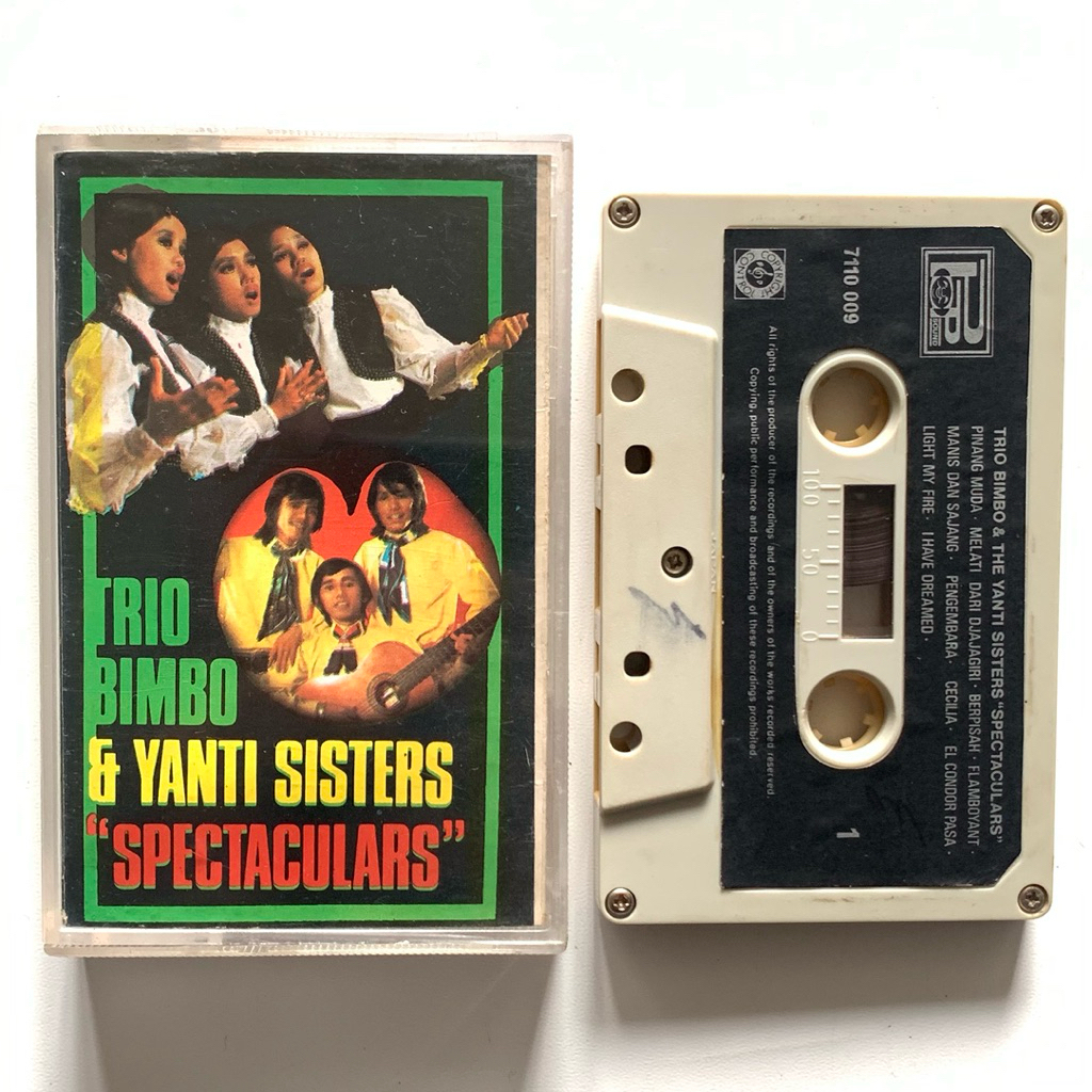 Kaset Pita Yanti Bersaudara / Yanti Sisters / Trio Bimbo - Spectaculars (POP SOUND)