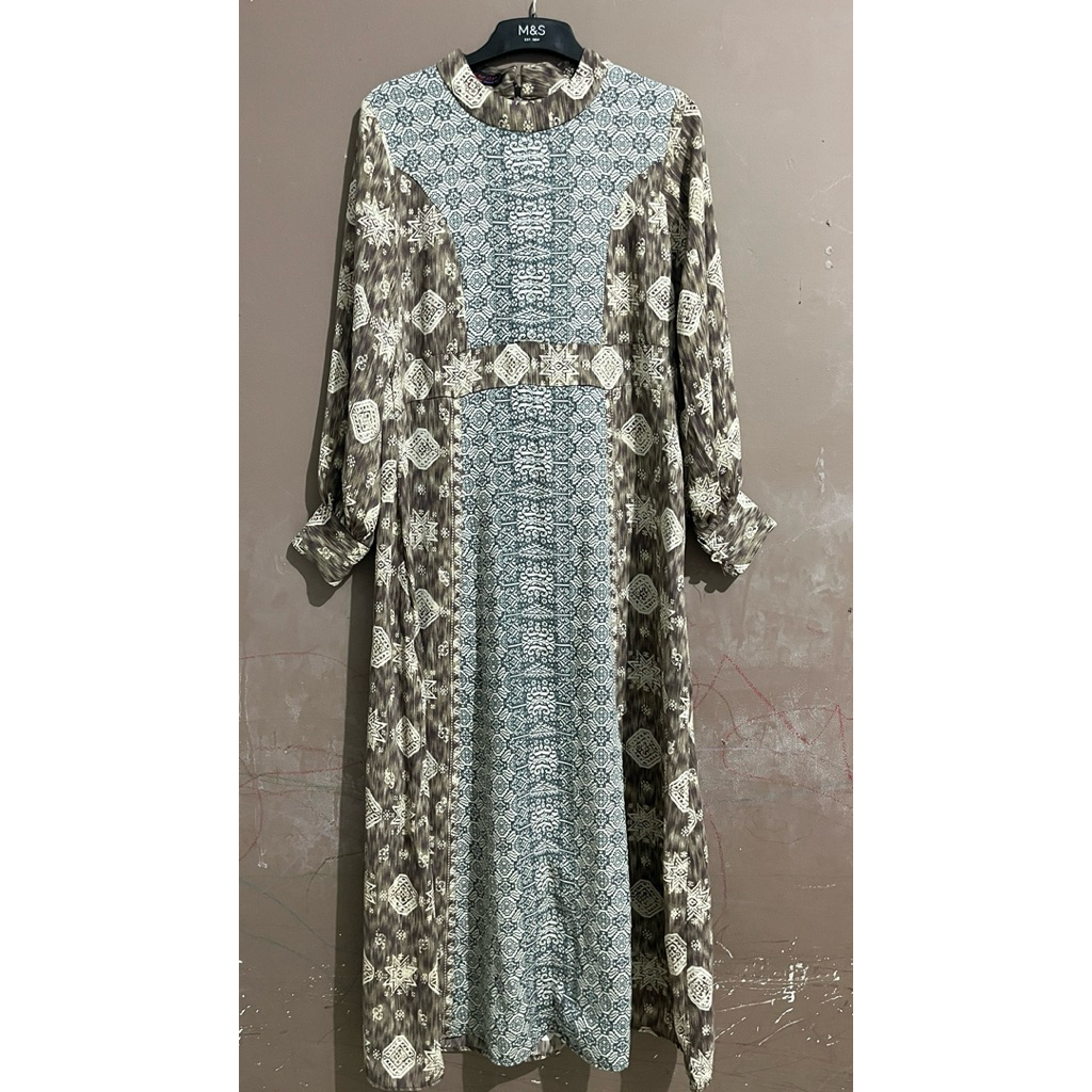 PRELOVED GAMIS KAMILAA BY ITANG YUNASZ