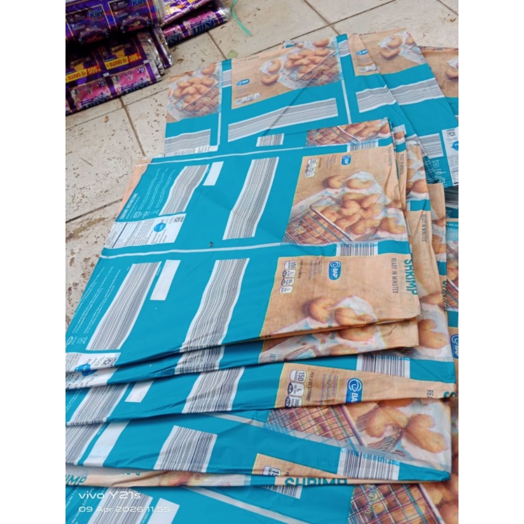 Layangan plastik ukuran 58 100 pcs super
