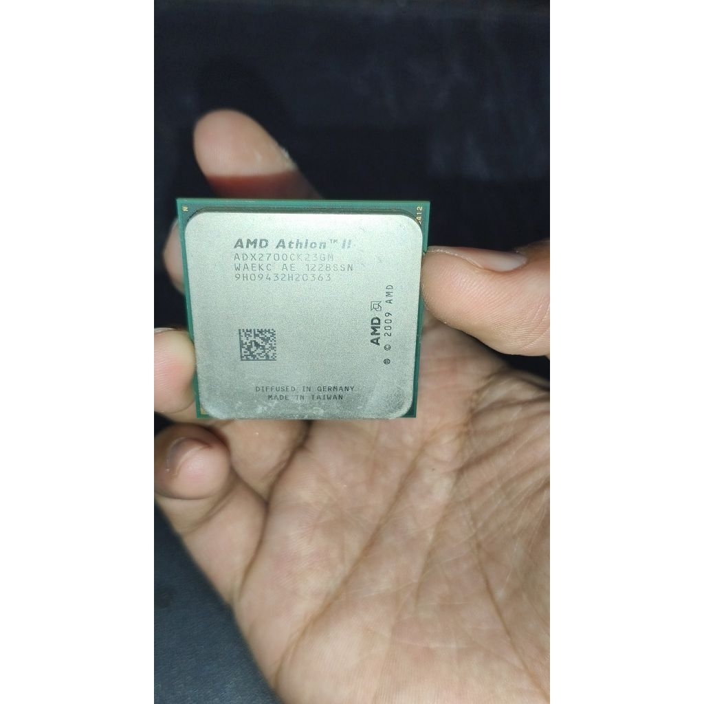 Prosessor AMD Athlon II X2 270