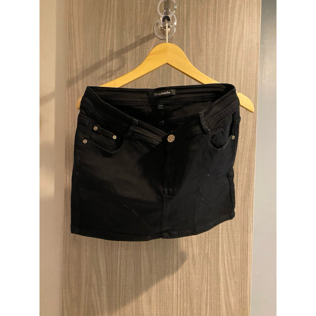 PRELOVED ROK MINI EUPHORIA WARNA HITAM POLOS