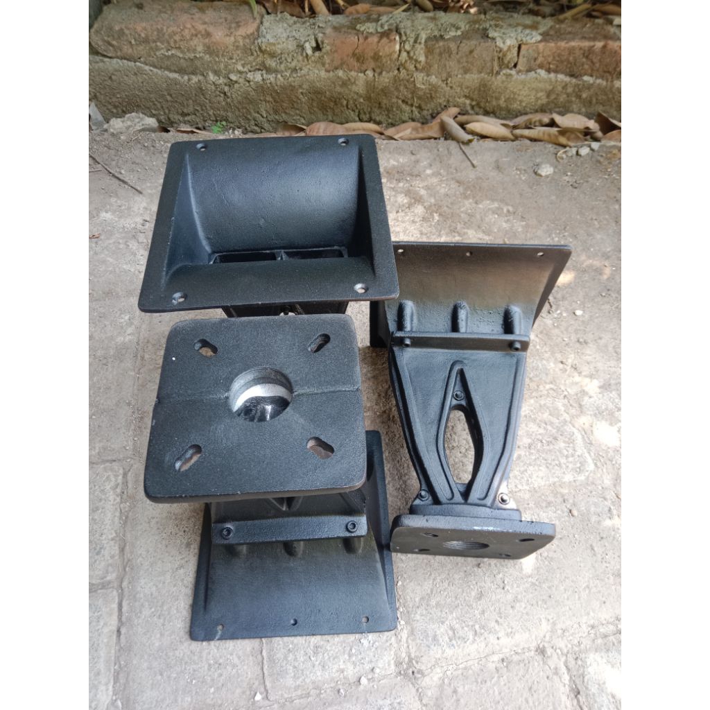 HORN LINE ARRAY ( VERA SINGGEL ) UK 19X17