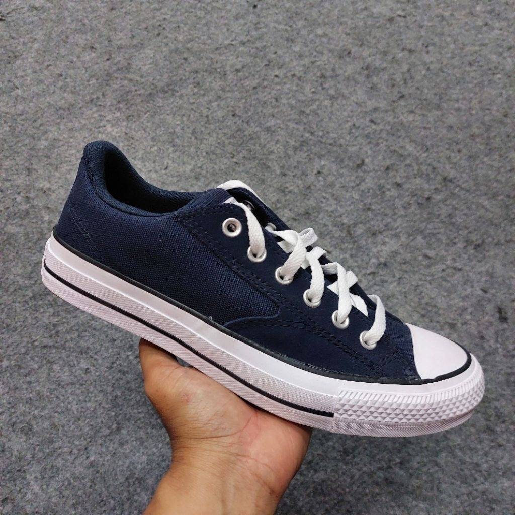 Sepatu Converse ctas Ox Malden Street Navy White
