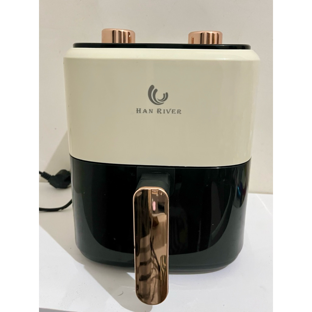 Preloved Air Fryer Han River 8L 650 Watt Low Watt