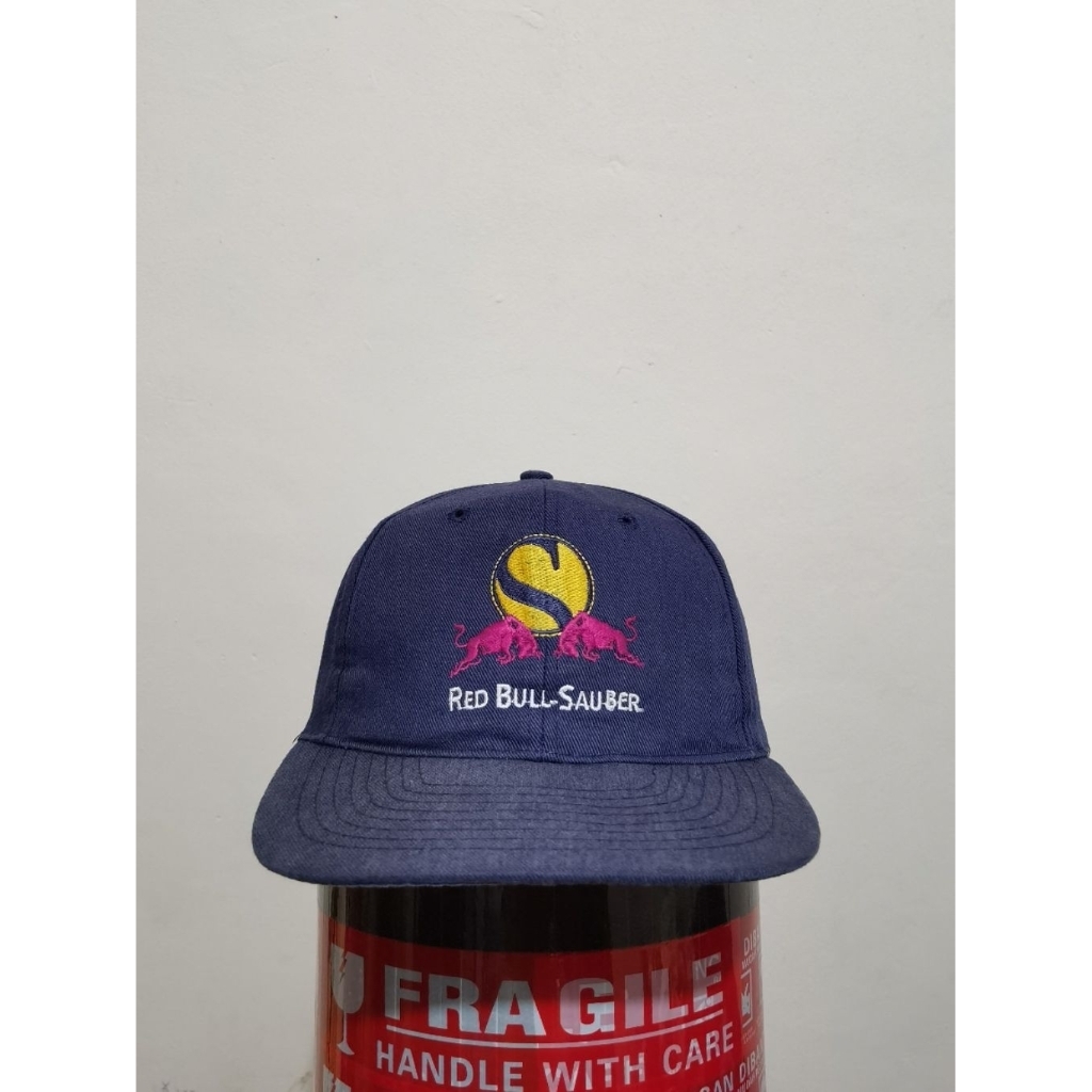 topi F1 Red Bull Sauber vintage rare cap