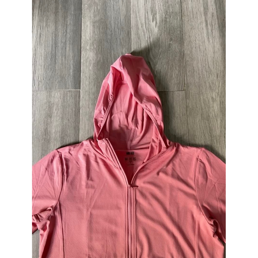 Jacket Uniqlo Anti UV Protection Pink Salmon