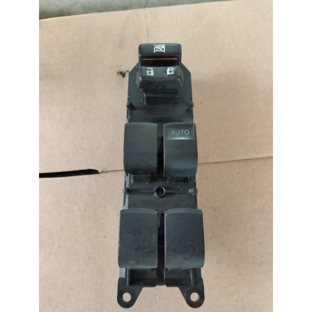 saklar power window Yaris,vios gen2,Altis,camry