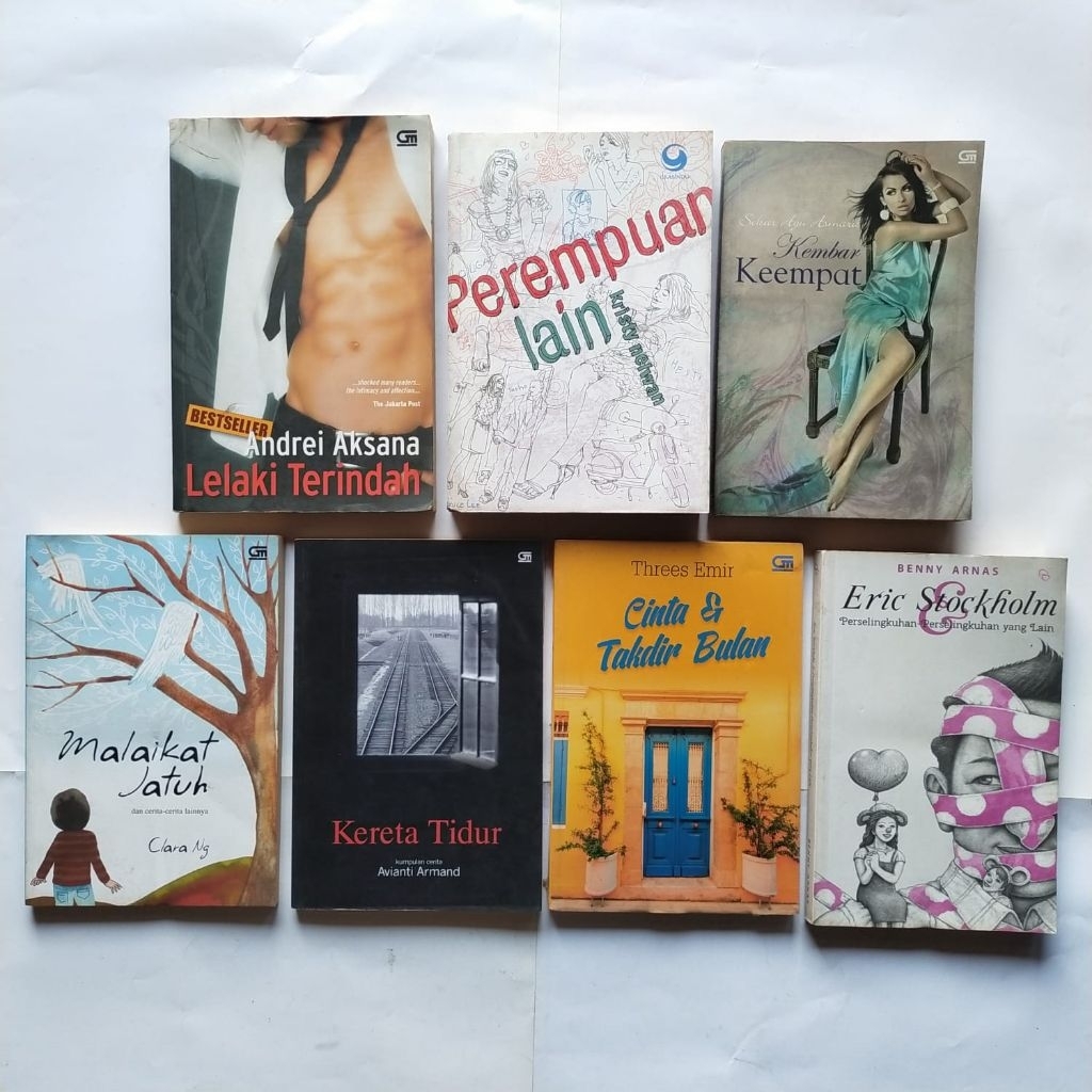 Buku Novel; DARK LOVE, LOOKING EYES, HOLY GRAIL, TINKERBELL, LOST SOULS, ACROSS OCEAN, Here After, S