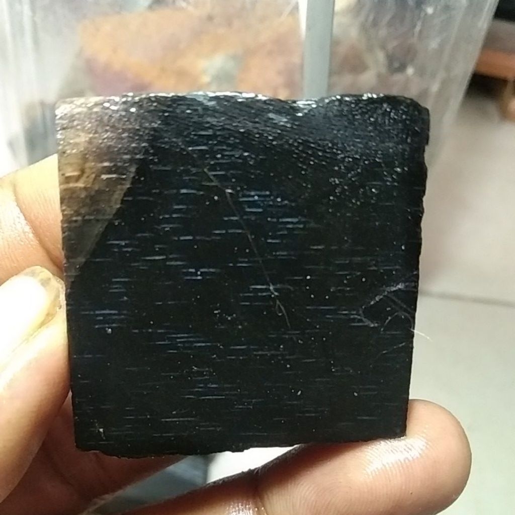 BATU FOSIL GALIH KELOR SERAT JARUM CRYSTAL UNIK