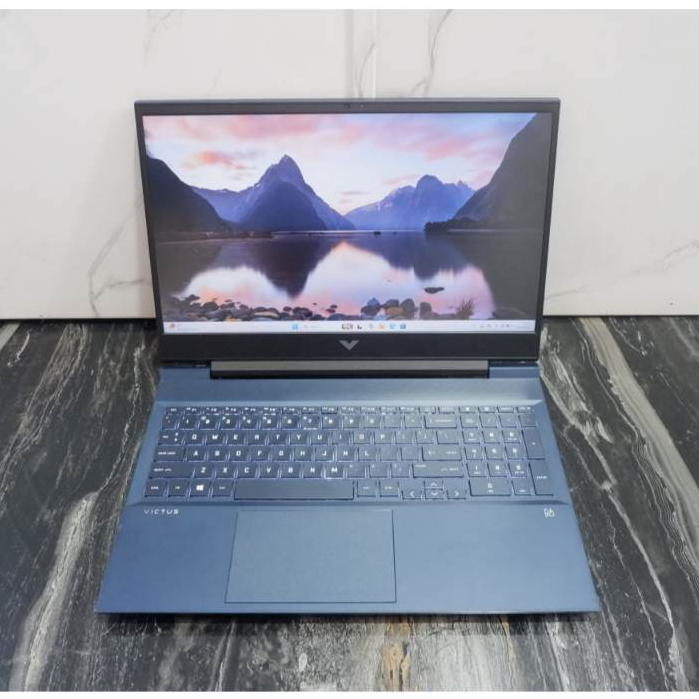 Laptop HP Victus 16-e0085AX AMD Ryzen 7 5800H NVIDIA RTX 3060 Ram 8Gb Ssd 512Gb