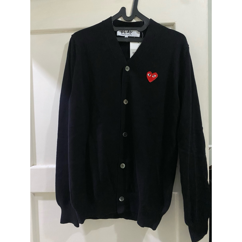 NWT Cardigan PLAY CDG Ori beli di Club 21 Raffles City Singapore (Jual Rugi)