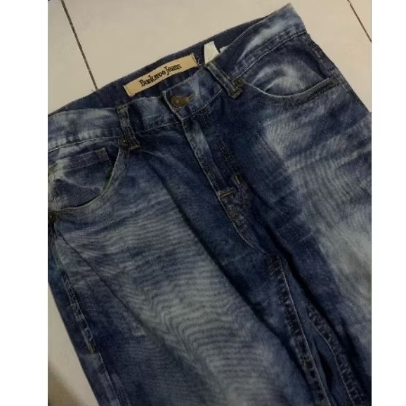 JEANS FADING BUCKARO