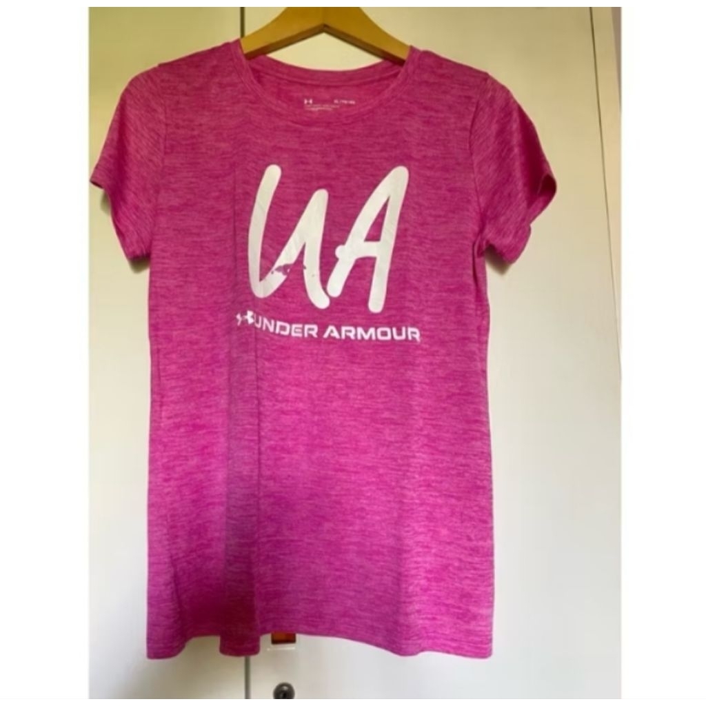 Kaos olahraga under Armour preloved