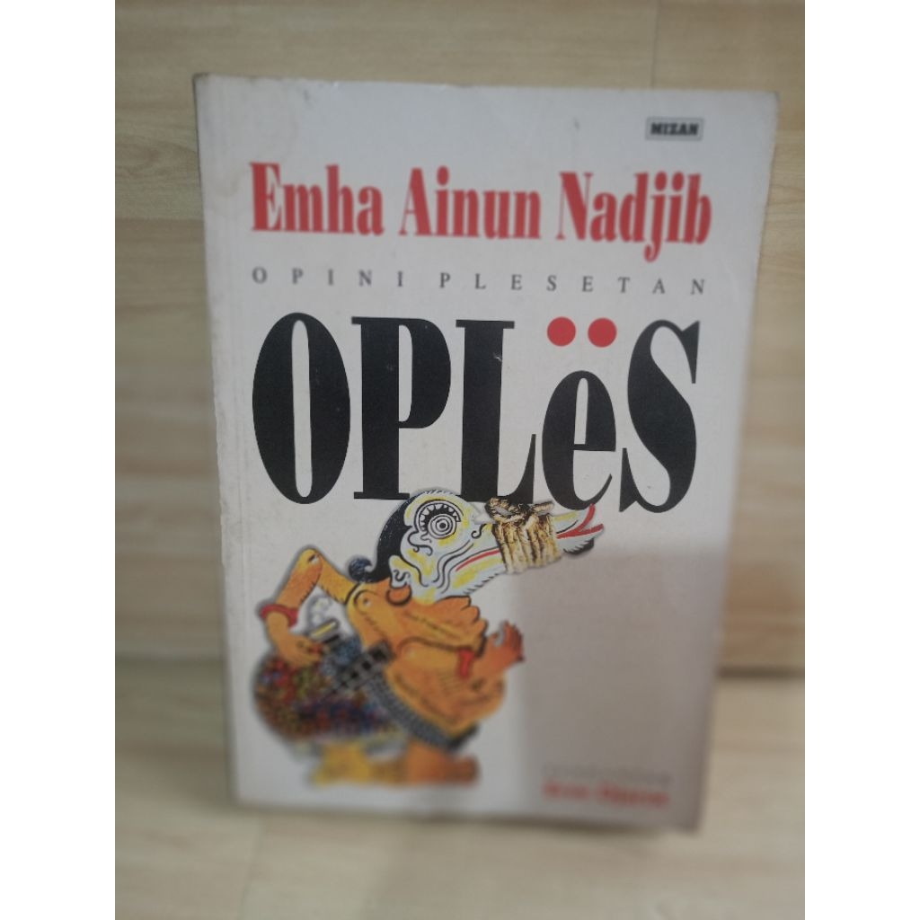 OPINI PLESETAN by emha ainun nadjib