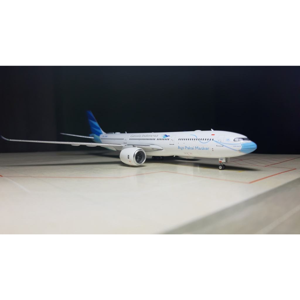 Diecast Pesawat Garuda Indonesia - Airbus A330-900N registration PK-GHG with "Ayo Pakai Masker" live