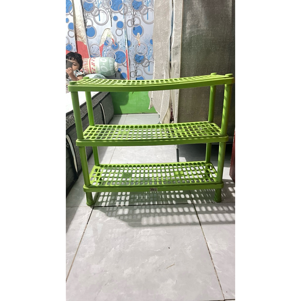 Rak sepatu/Sandal DATAR Plastik susun 3,preloved