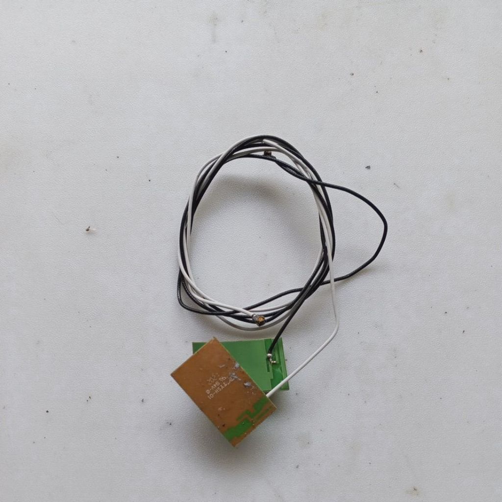 Kabel Antena Wifi Laptop Toshiba dynabook Satelite B551/E