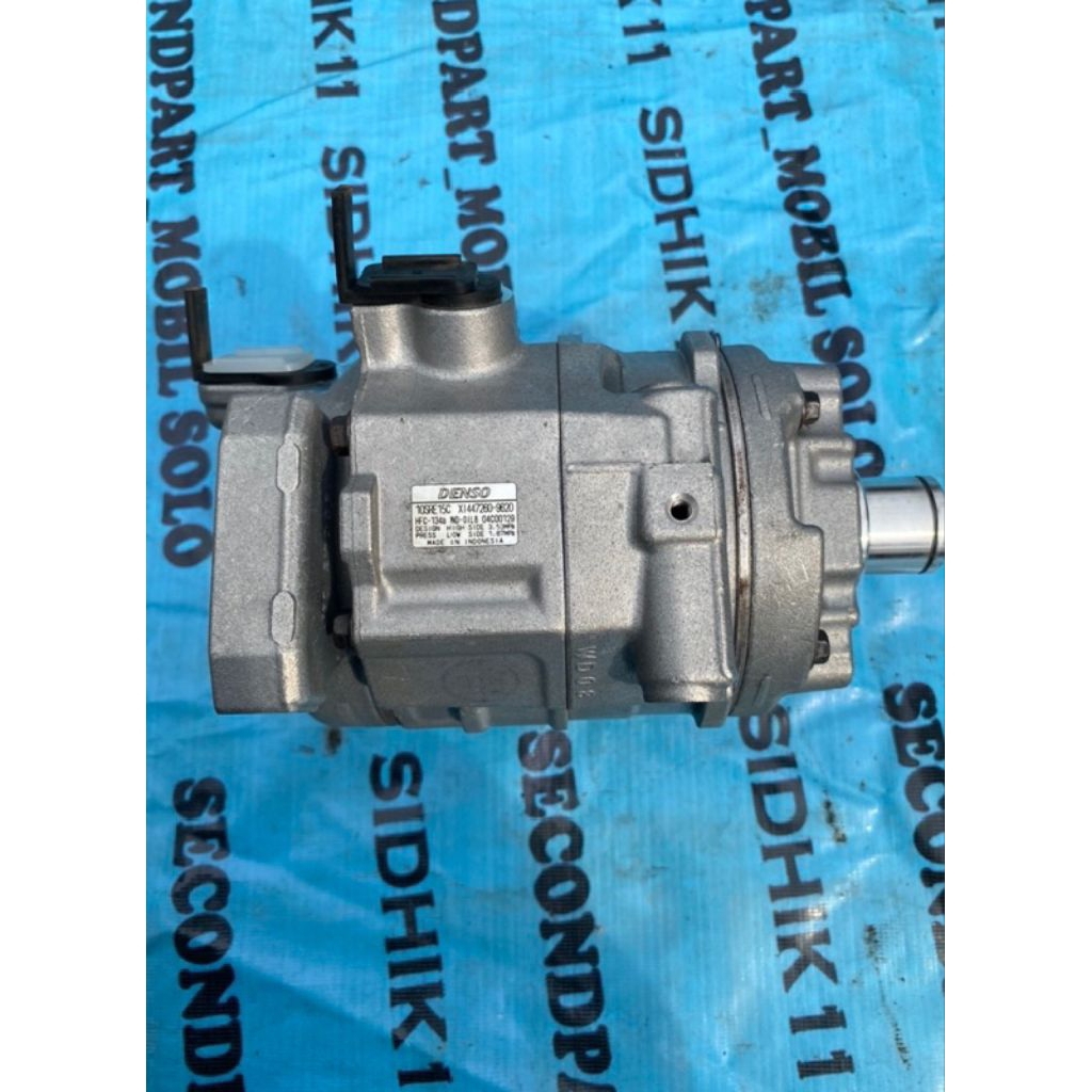 Kompresor Compressor Ac Non Pully Toyota Innova Reborn Fortuner VRZ