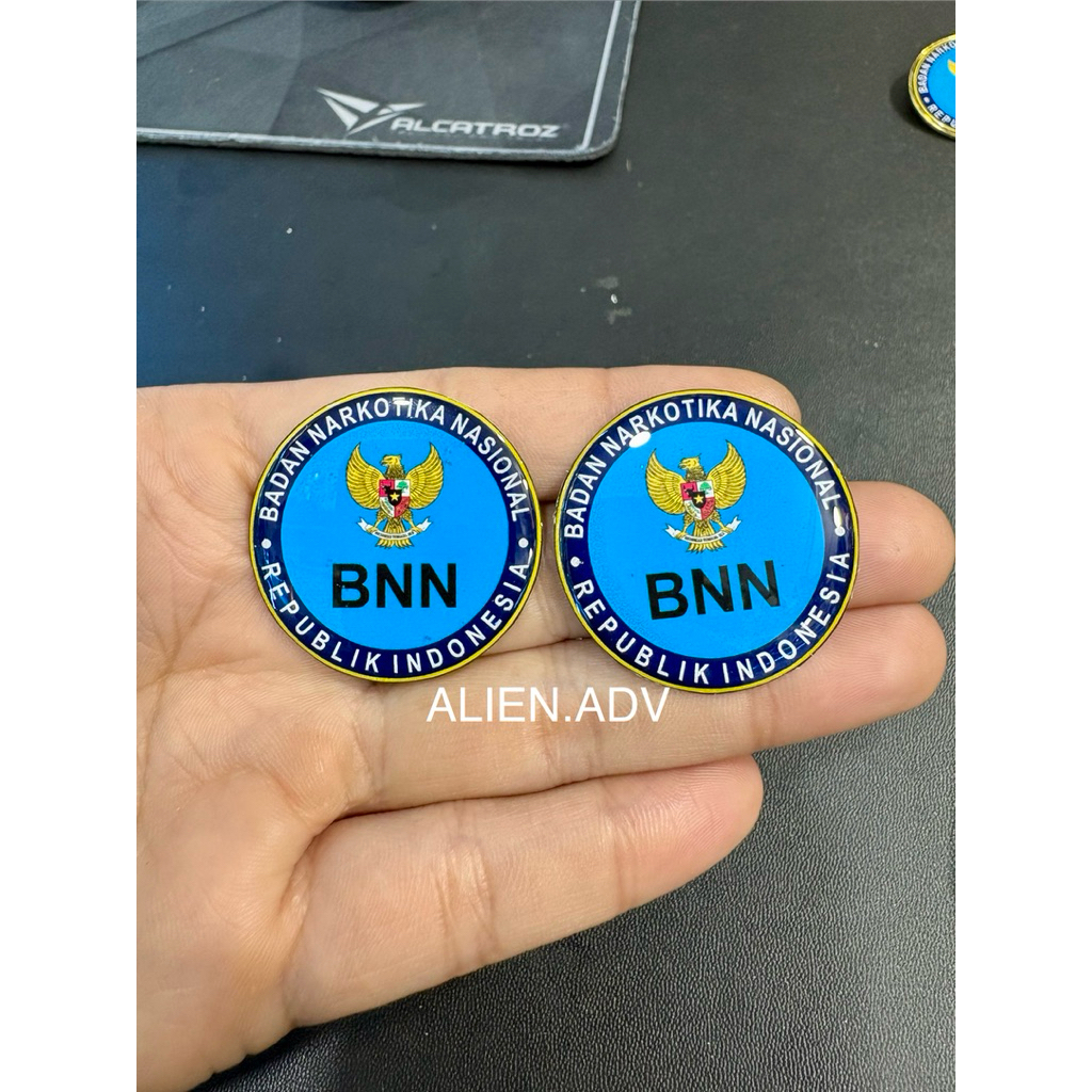 Pin BNN RI / Pin Badan Narkotika Nasional RI / Pin BNN / Pin BNN Resin
