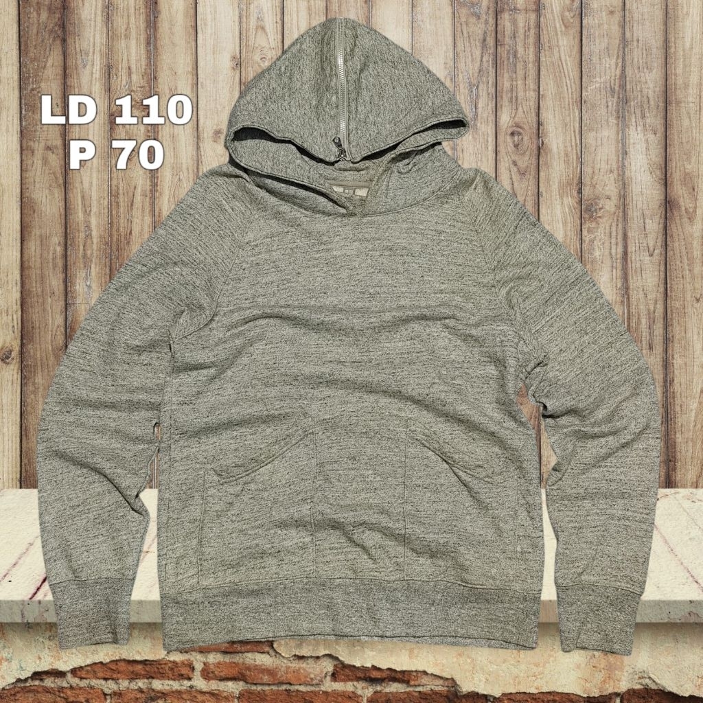 HOODIE UNIQLO WANITA BAHAN TEBAL ORIGINAL