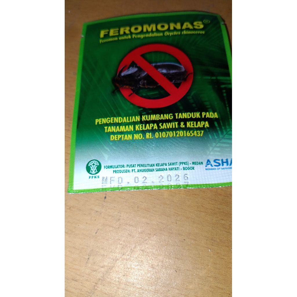 Feromonas ( expired februari 2027 )