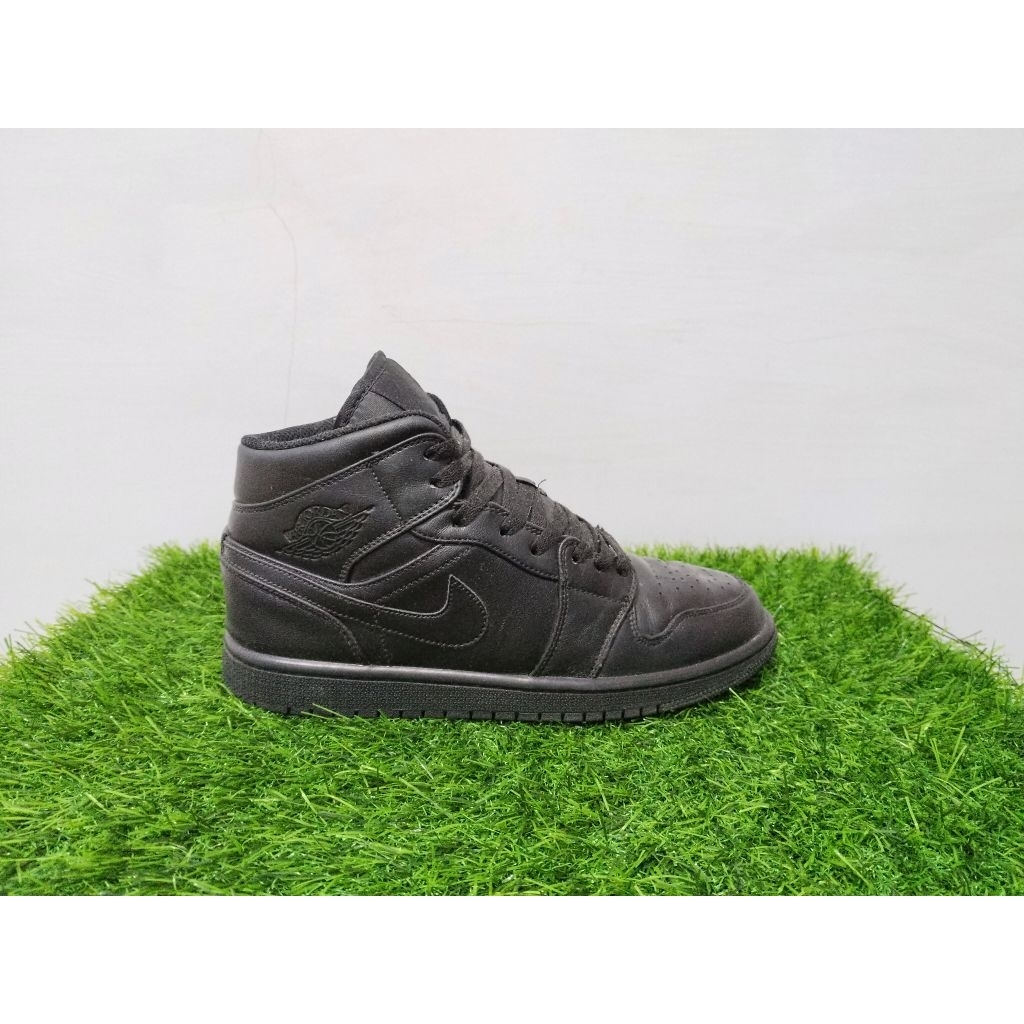 Air Jordan 1 Mid Triple Black Size 42.5