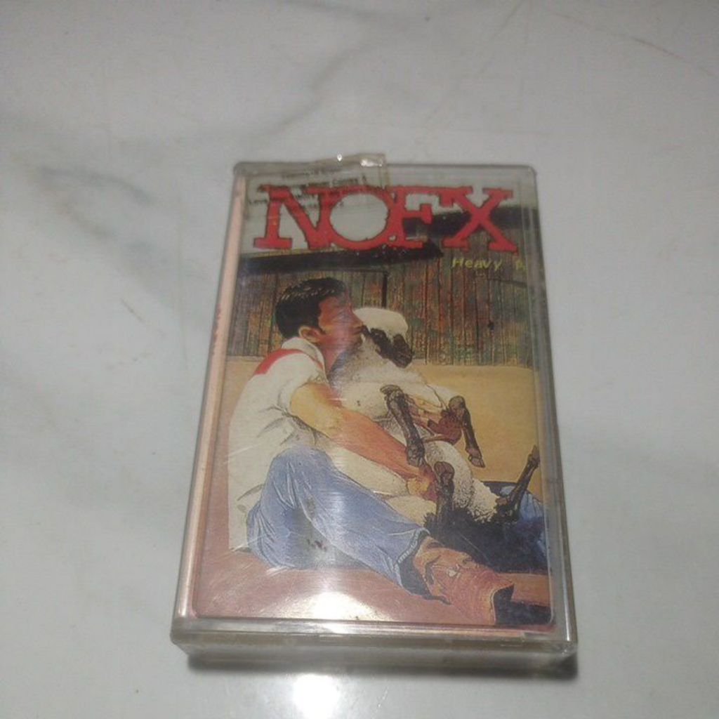 Kaset Pita NOFX - Heavy Petting Zoo