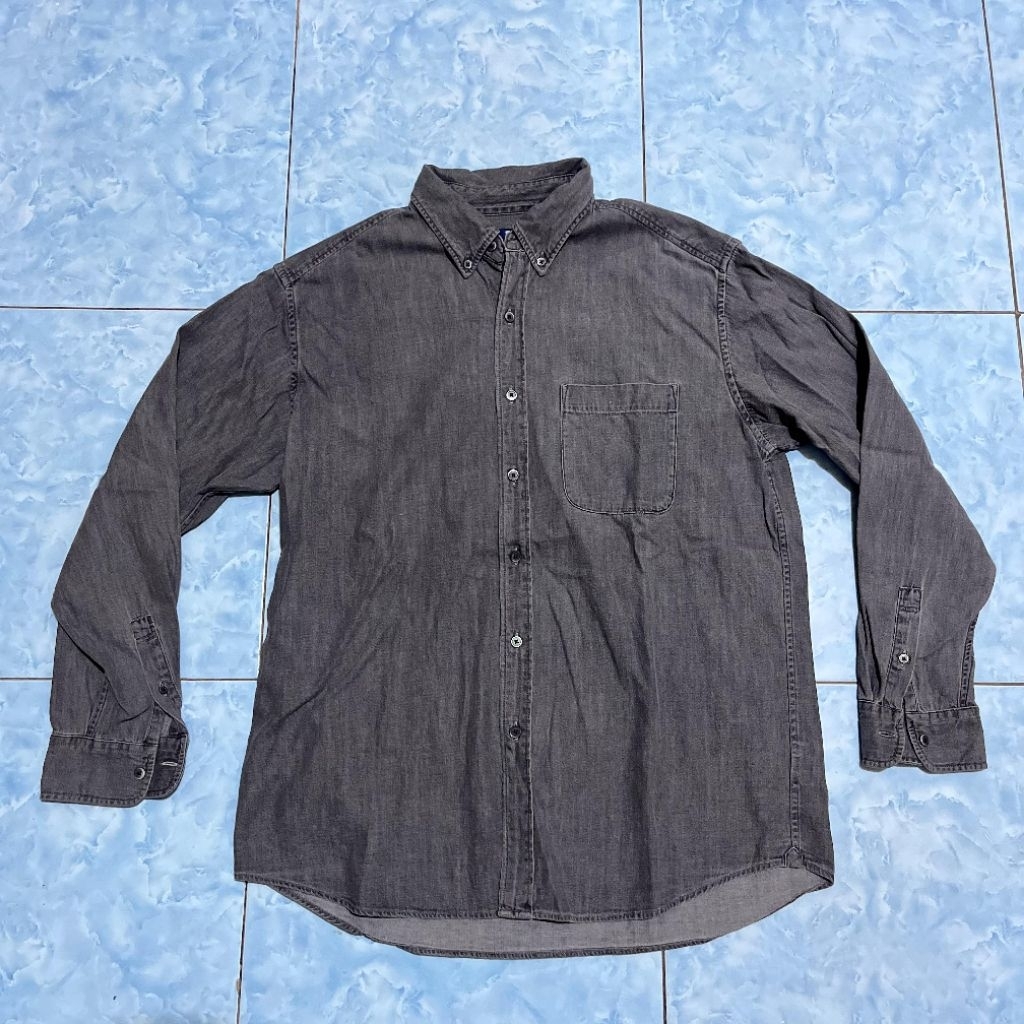Baju kemeja Denim Uniqlo pria