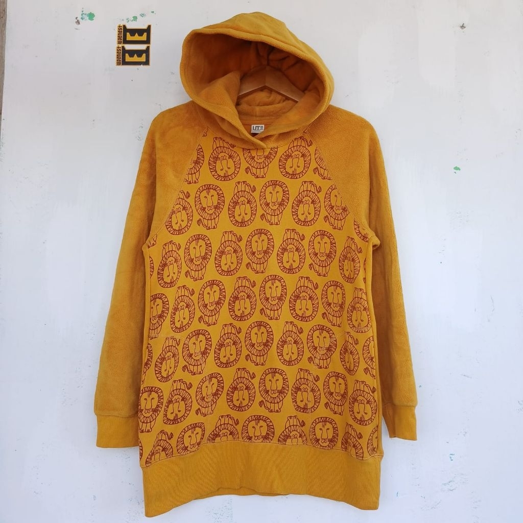 Hoodie Uniqlo Lisa Larson
