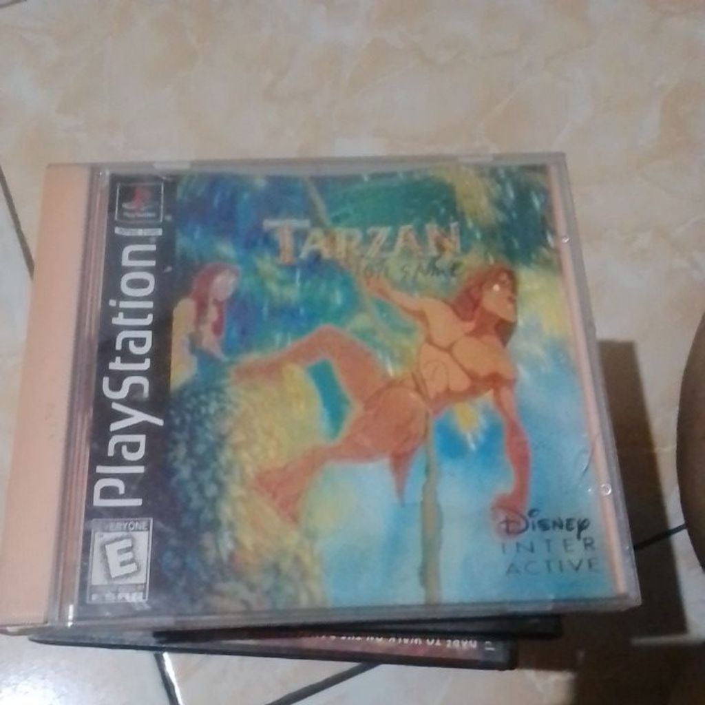 DVD PS 2 TARZAN