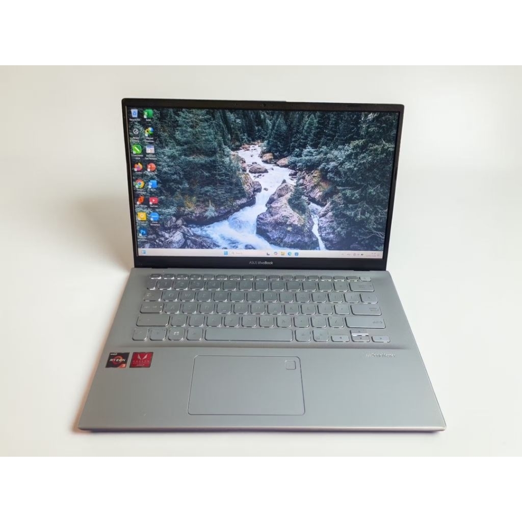 ASUS Ryzen 3 3250U RAM 8 Gb SSD 256 GB