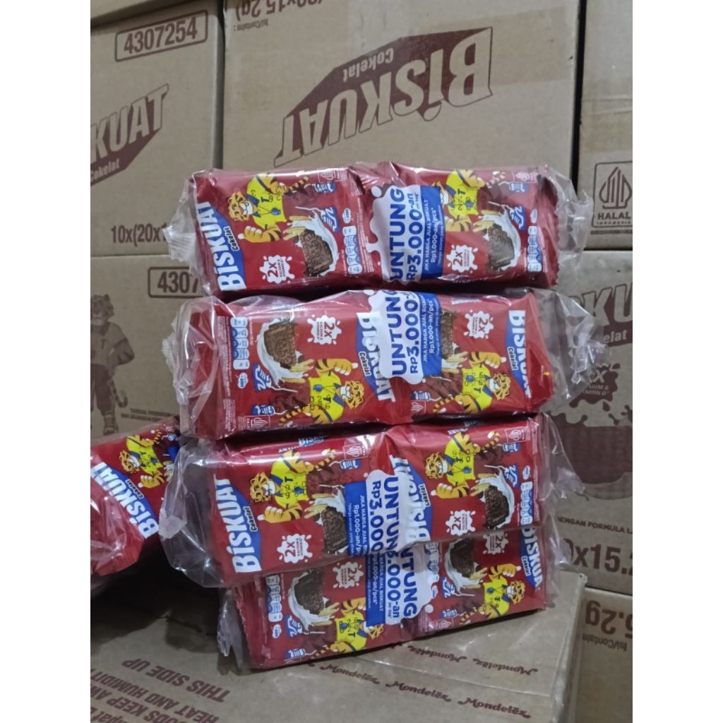 biskuat coklat 1 dus isi 10 pack x 20 renteng ( 200 pcs x 15 grm )