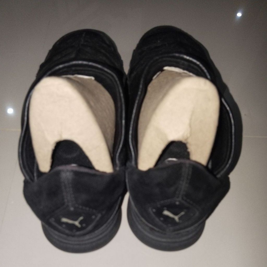 PUMA Satori Black sz 42.5
