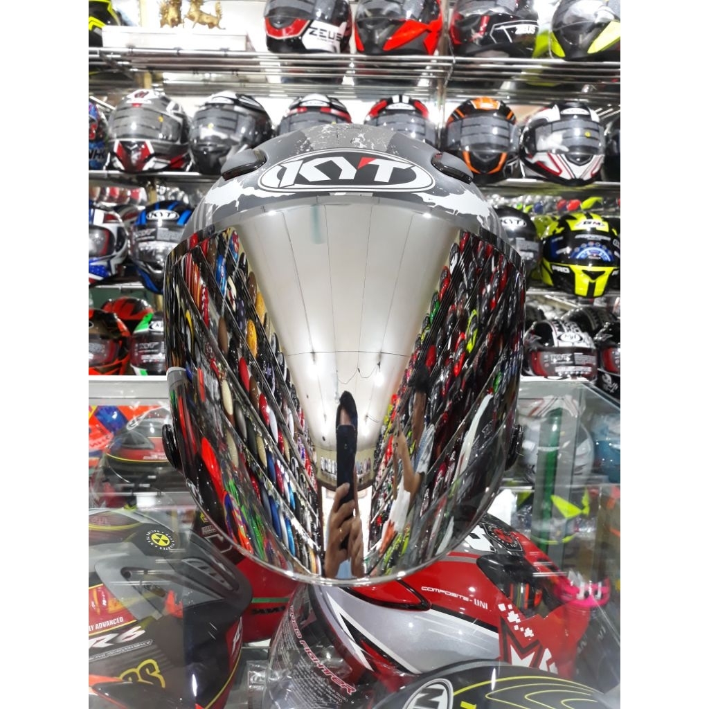 Helm KYT DJ Maru Motif "Upgrade Visor Iridium Silver"