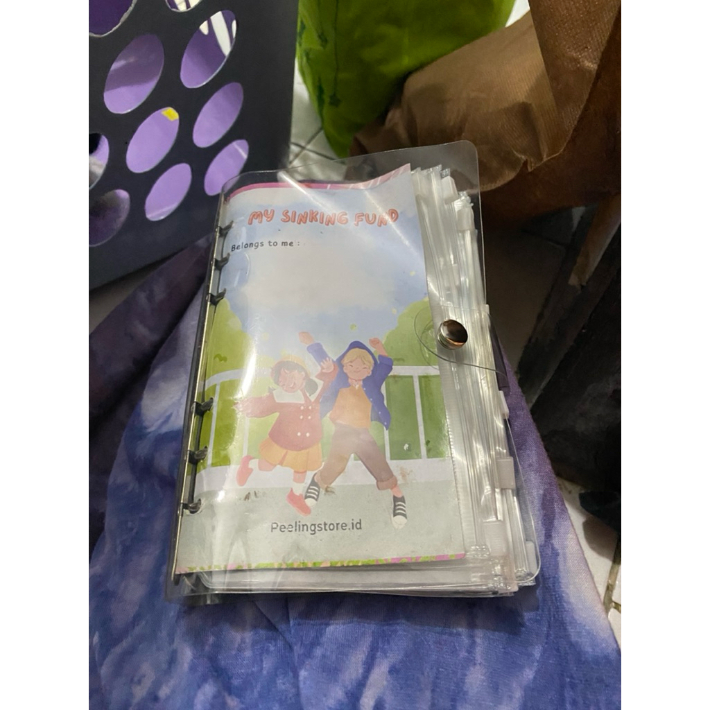 binder menabung preloved