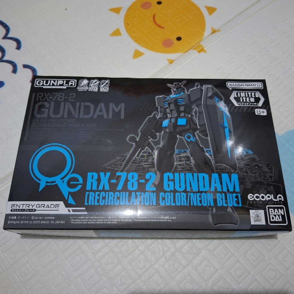 Entry Grade RX-78-2 Gundam Recirculation Color/Neon Blue Ecopla Bandai