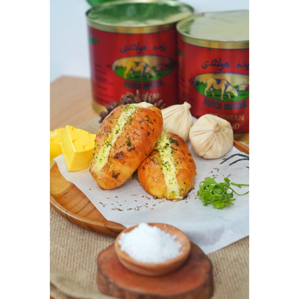 Salt Bread Garlic Cheese by Orilla Bakery - Menggunakan Wijsman Butter
