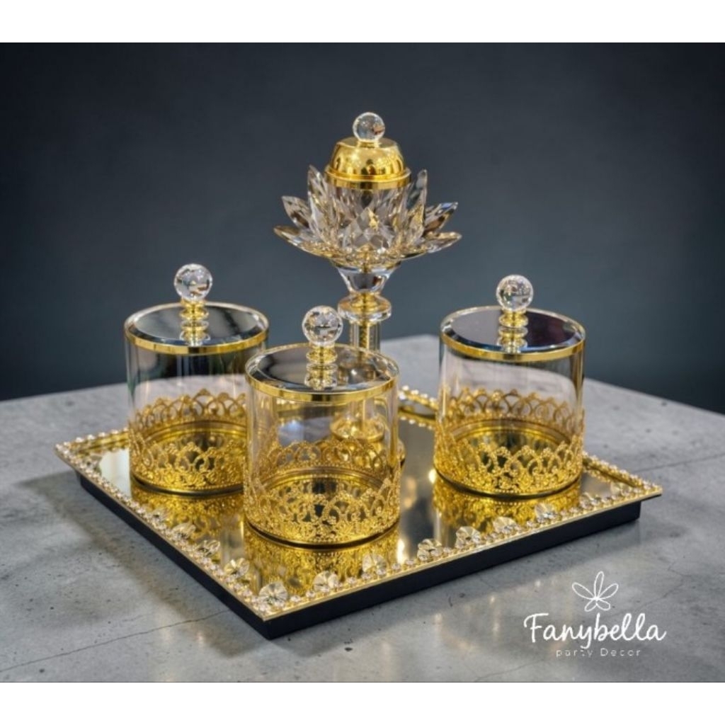 Toples Kue lebaran Kaca mewah