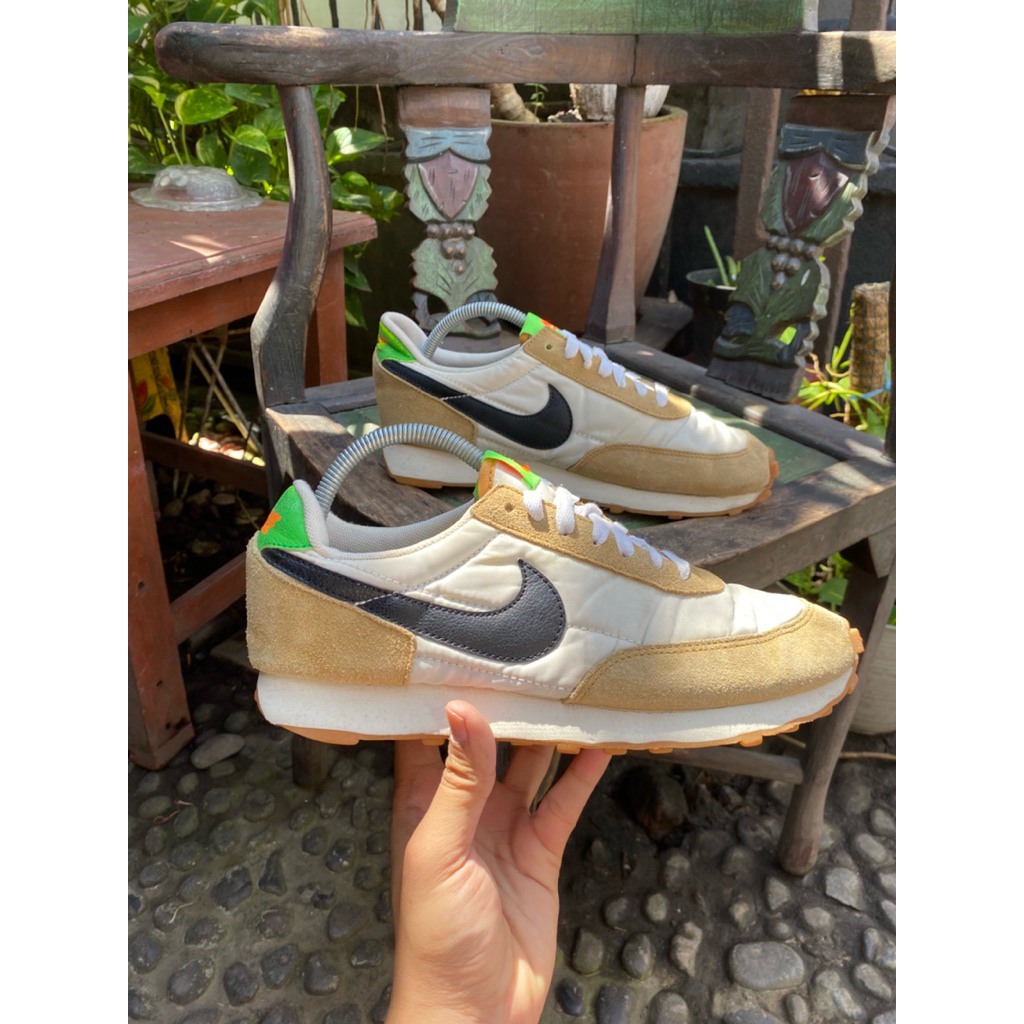 Nike Daybreak