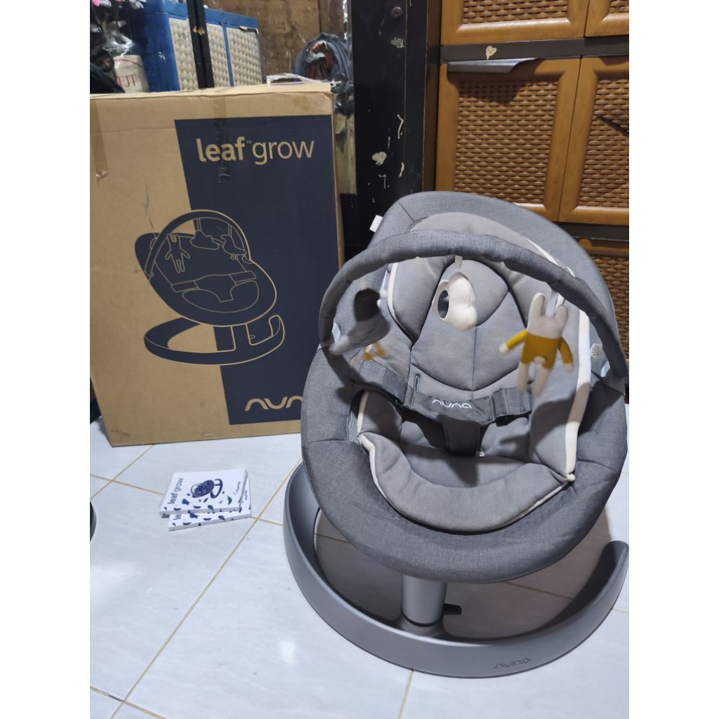 Ayunan bayi bouncer baby swing Nuna Leaf Grow 2019 bisa Recline kondisi preloved like new sudah laun