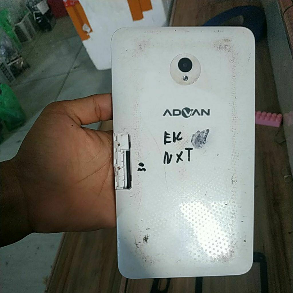 backdoor bekas tablet Advan E1C NXT dapat sesuai gambar