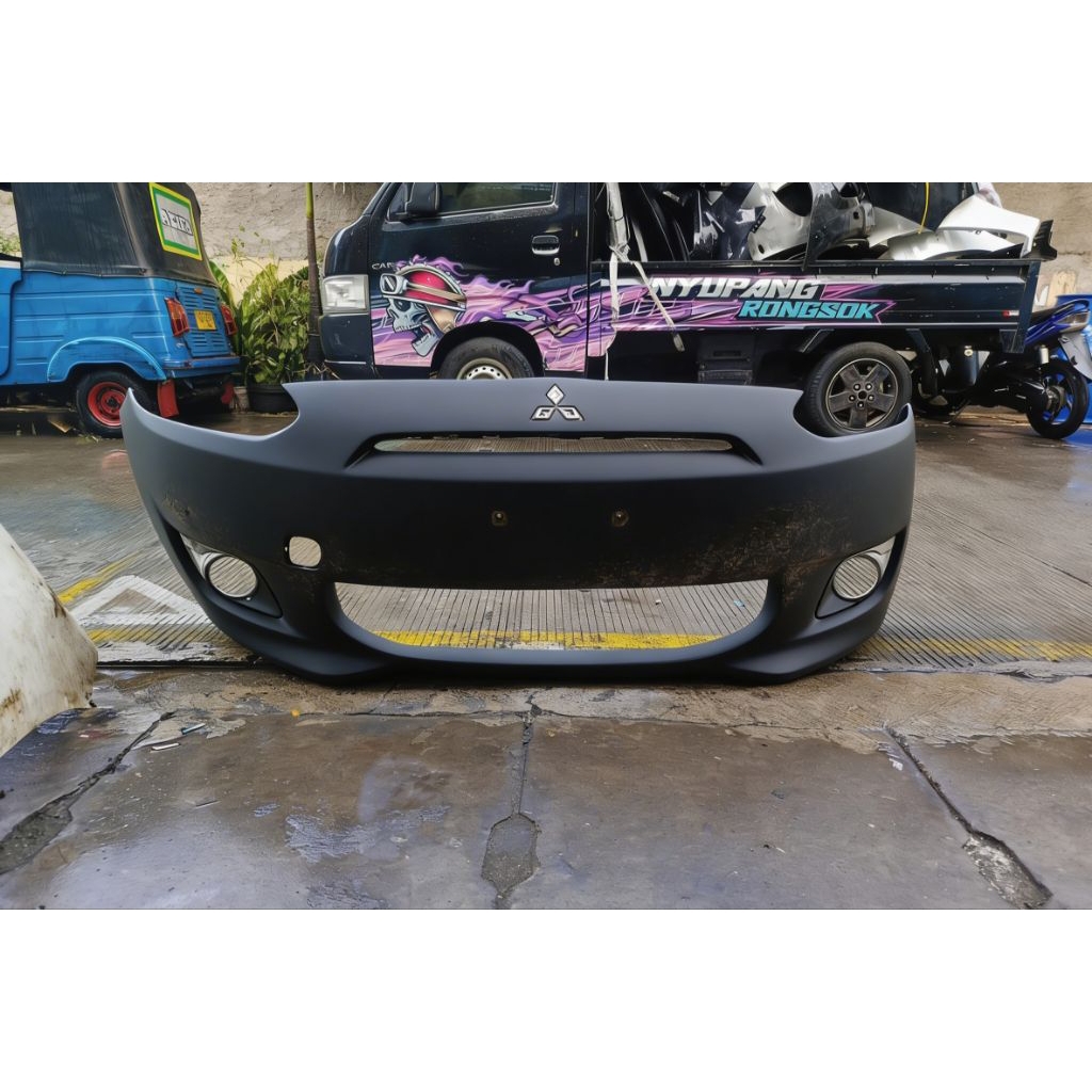 bumper bemper mirage depan original
