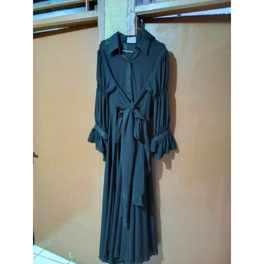 outer dress black brand caylin