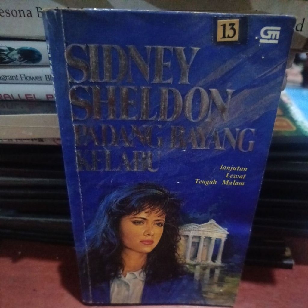 ORIGINAL NOVEL BEKAS , PADANG BAYANG BAYANG KELABU