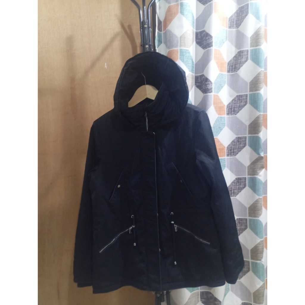 Original Zara-Jaket Trafaluc Outerwear Hitam Brand Zara Wanita