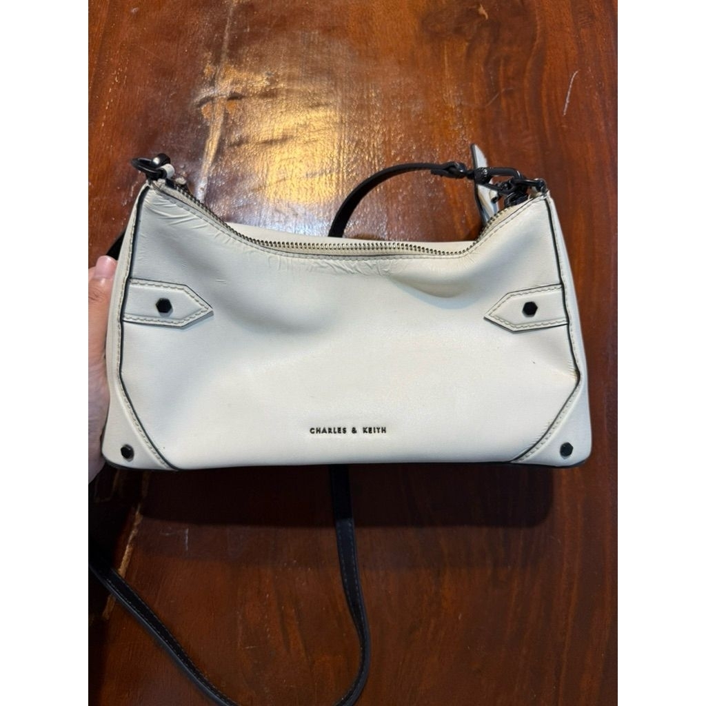 PRELOVED PL ORI CHARLES & KEITH CNK CK TAS BAHU SHOULDER BAG SELEMPANG SLING BAG
