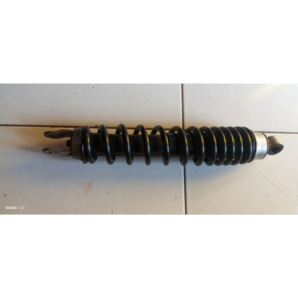 Shock belakang Honda Beat, Vario (Original)